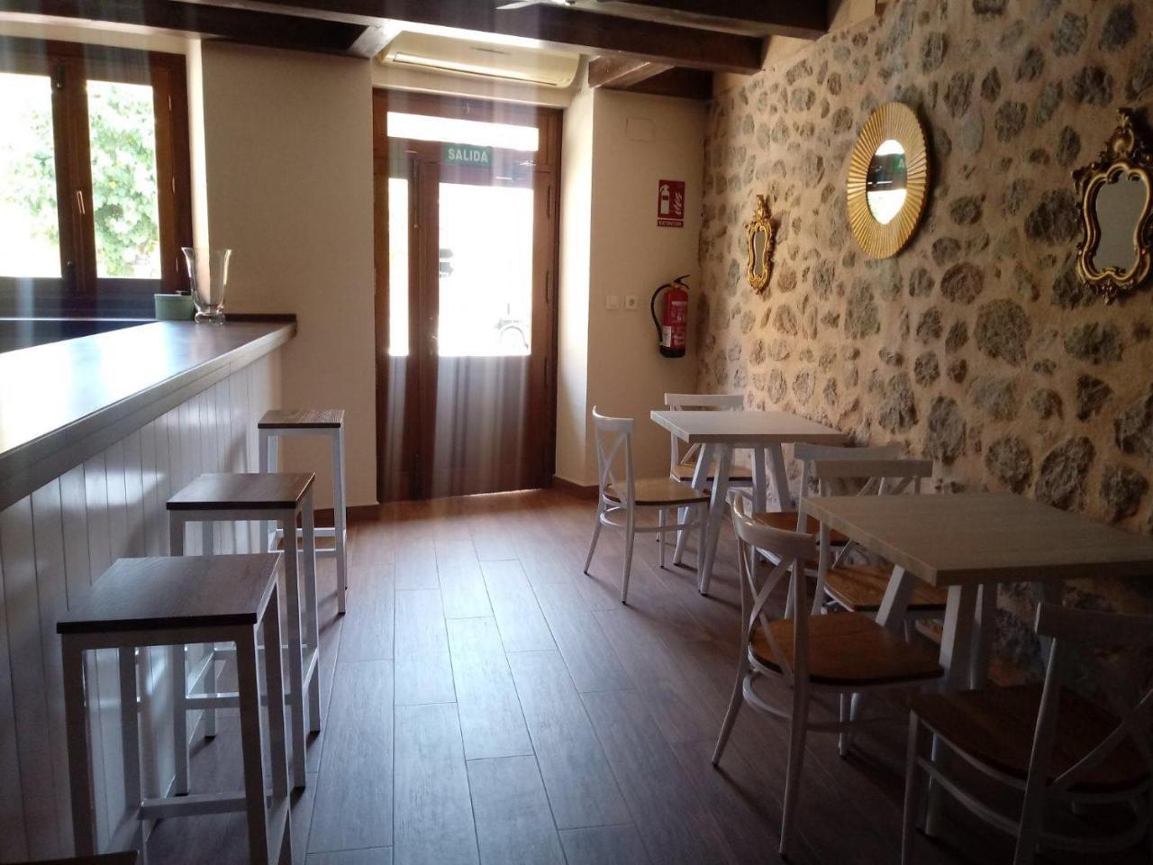 La Fonda De Candeleda Exterior photo